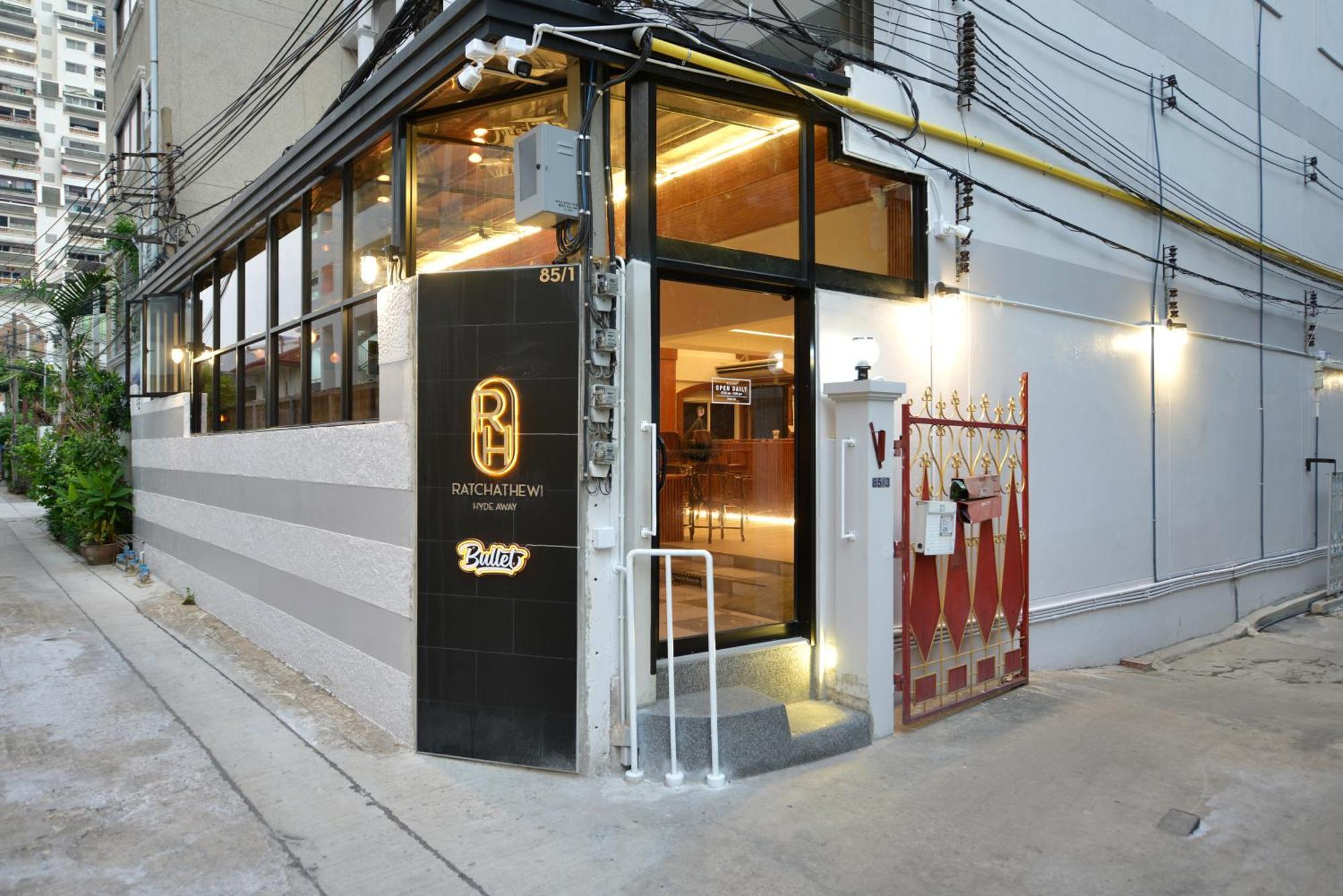 Ratchathewi Hyde Away Bangkok Exterior foto